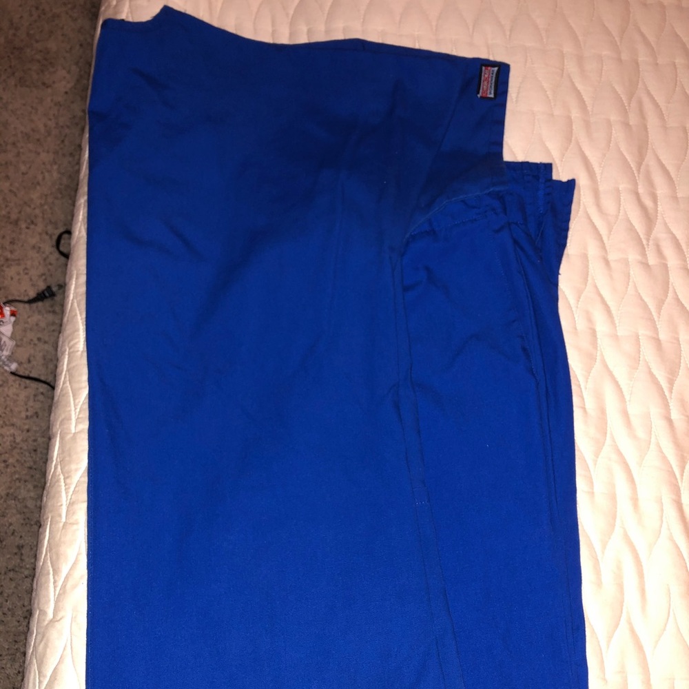 Cherokee Scrub Set